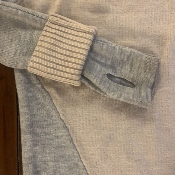 Athleta -Swoop neck sweater - XXS - Picture 2 of 5